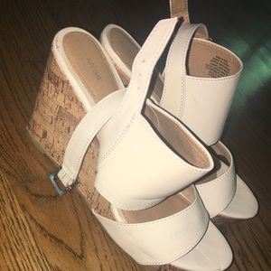 White wedges